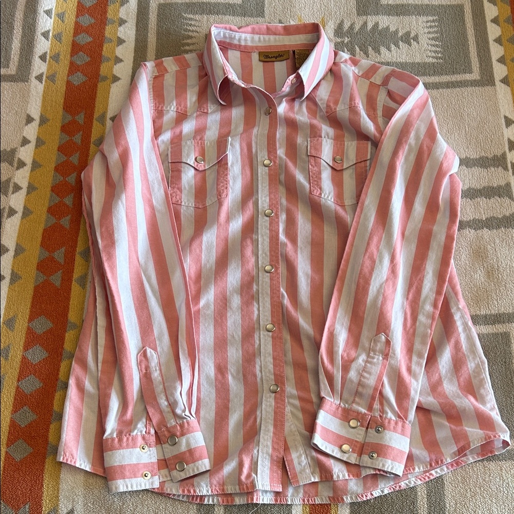 Wrangler women’s pearl snap